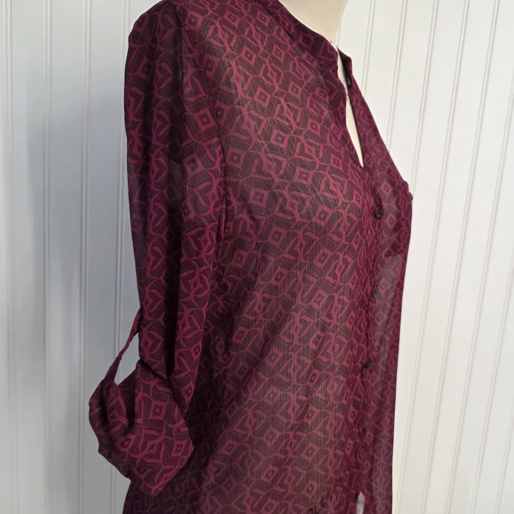 Kut From The Kloth Women’s Sz S Button Down Sheer Floral Blouse Roll Tab NWT